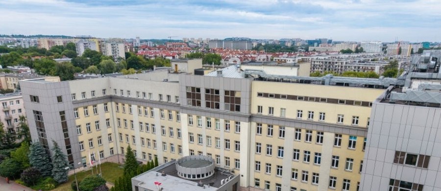 Od 10 lipca obowiązki dyrektora Szpitala Miejskiego im. Gabriela Narutowicza pełni dr Anna Tylek. Prezydent Krakowa powierzył jej tę funkcję do czasu rozstrzygnięcia konkursu na stanowisko szefa placówki. Poprzednia dyrektor Mariola Marchewka została odwołana