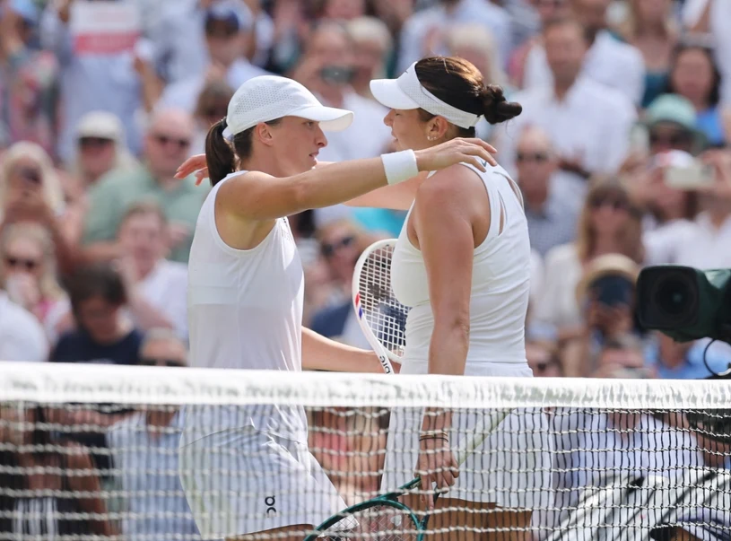 Świątek uspešno začela turnir v Montrealu, Anisimova presenetljivo izpadla