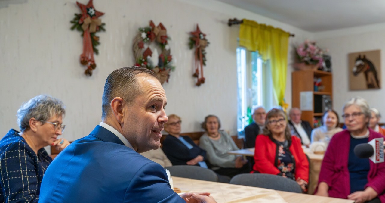 Karol Nawrocki obiecał podwyżkę emerytur. Co zawiera proponowana zmiana?