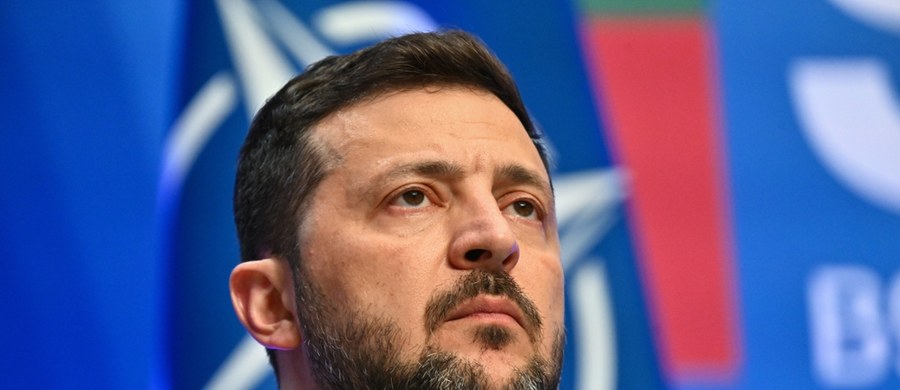 ​Prezydent Ukrainy Wołodymyr Zełenski w poniedziałek ogłosił zmiany, jakie zamierza wprowadzić w ramach rekonstrukcji rządu. Obecny premier Denys Szmyhal ma objąć tekę ministra obrony, z kolei dotychczasowa wicepremier i szefowa resortu gospodarki Julia Swyrydenko miałaby stanąć na czele rządu.