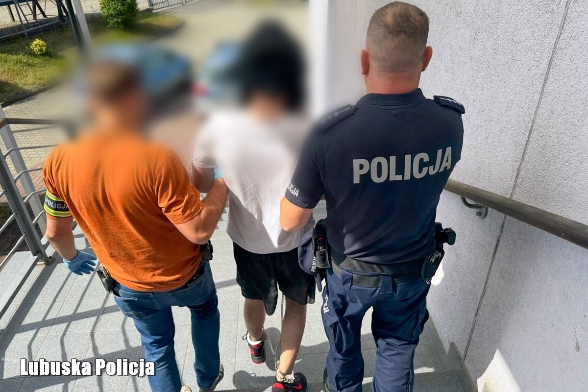 Zaatakował nożem na przejściu dla pieszych i uciekł