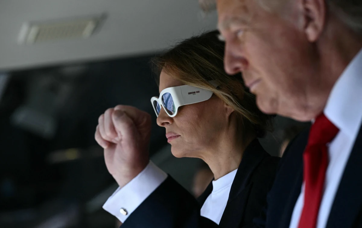 Czy to Melania Trump uzmysłowiła swojemu mężowi, że Władimir Putin prowadzi fałszywą grę polityczną? Tak twierdzi brytyjski "Independent", podkreślając, że pierwsza dama Stanów Zjednoczonych jest w gronie największych sojuszników Ukrainy w Białym Domu.