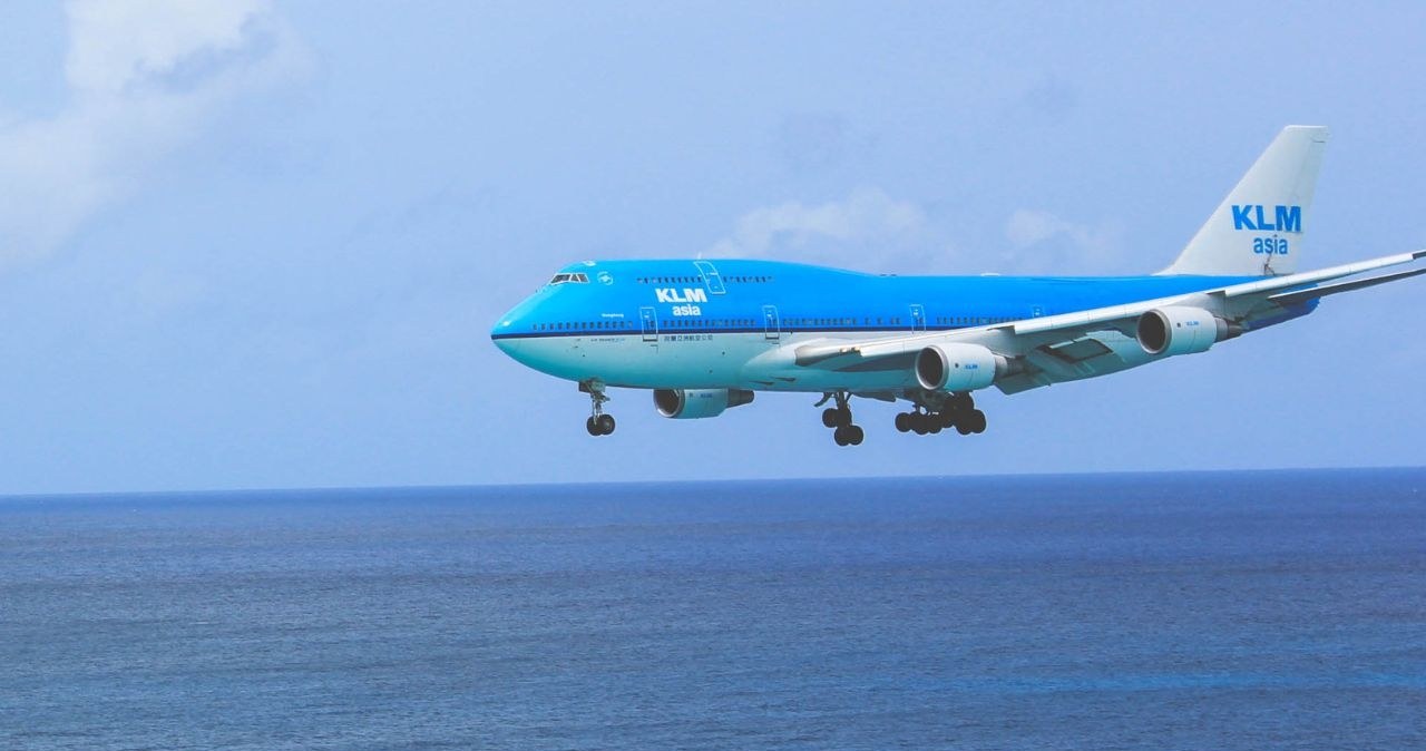 Nomada: Co musisz wiedzieć przed wejściem na pokład? Poradnik dla początkujących