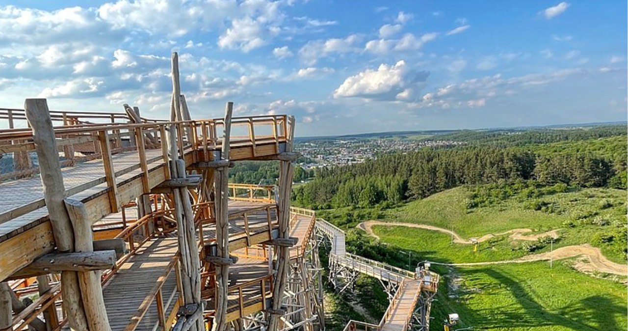 Panorama Warmii i Mazur jak z pocztówki. Niecałą godzinę od Olsztyna