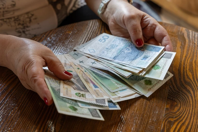 Wynagrodzenie minimalne w 2026 roku. Ile pracownicy otrzymają "na rękę"?