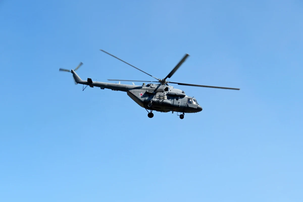 Służby odnalazły w Kraju Chabarowskim na wschodzie Rosji śmigłowiec Mi-8, który zaginął dwa dni wcześniej. Maszyna nosiła ślady uszkodzeń spowodowanych pożarem. Nikt z piątki osób znajdujących się na pokładzie nie przeżył.