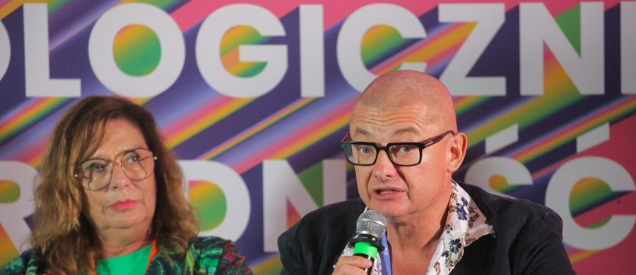Marszałek Senatu Małgorzata Kidawa-Błońska (KO) stwierdziła, że Michał Kamiński z PSL nie powinien już pełnić funkcji wicemarszałka Senatu. Dlaczego? Wskazała m.in. na nieusprawiedliwione nieobecności Kamińskiego podczas posiedzenia izby. "Wierzę, że PSL stanie na wysokości zadania" - powiedziała dziennikarzom przed posiedzeniem Senatu.