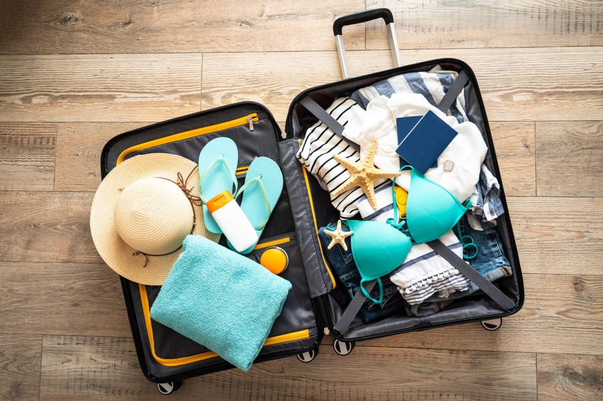Co spakować nad morze? Lista rzeczy na letnie wakacje