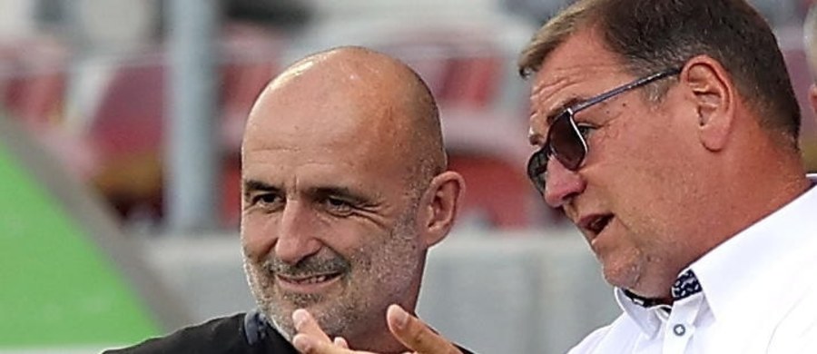 Jan Urban po Michale Probierzu - taka kolejność trenerów nastąpiła nie tylko w piłkarskiej reprezentacji Polski, ale również w Polonii Bytom! Informację o tym ciekawym zbiegu okoliczności podał bytomski urząd miasta.