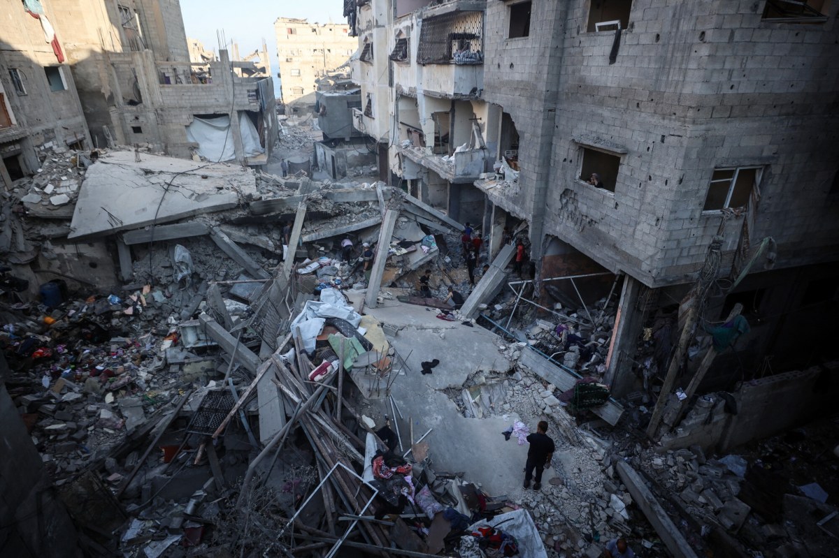 Nie widać końca horroru. Na Strefę Gazy spadły kolejne bomby