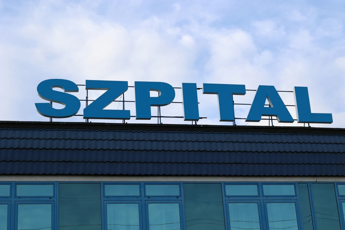 Po intensywnych opadach deszczu strażacy ponownie musieli pomagać personelowi szpitala w Giżycku. Tym razem woda wdarła się do łącznika między szpitalem a Szpitalnym Oddziałem Ratunkowym. Nie było jednak konieczności ewakuowania pacjentów czy przenoszenia sprzętu. 