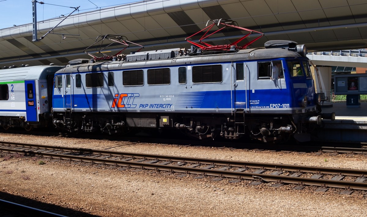 Dwa pociągi na jednym torze. Dzieliło je 300 metrów