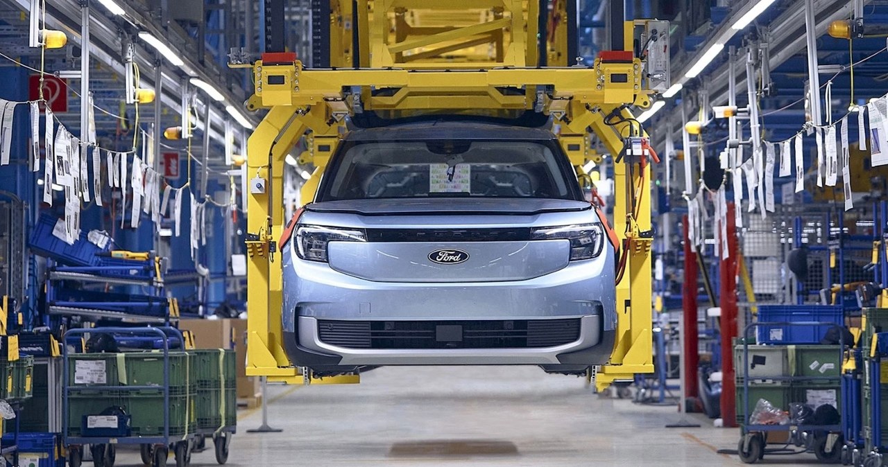 Ford stawia na niedrogie elektryki. Chce powalczyć o rynek z chińskimi markami wiadomości,aktualności,Interia Ford stawia na niedrogie elektryki. Chce powalczyć o rynek z chińskimi markami