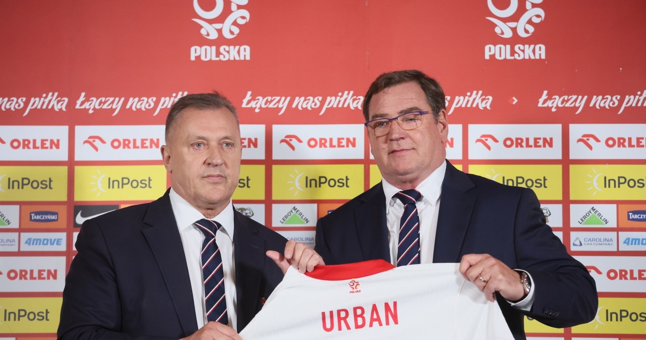 Konferencja ledwo się zaczęła, Kulesza od razu wstał. Gest w stronę Urbana