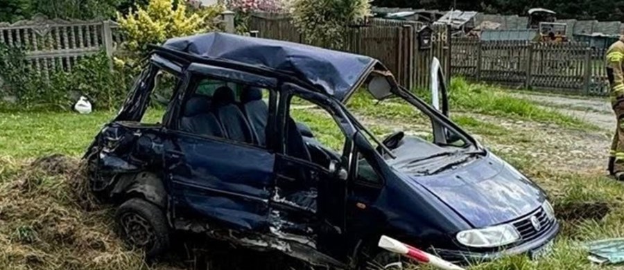 W wypadku drogowym w Spytkowicach w Małopolsce ranny został 8-letni chłopiec. Odniósł on poważne obrażenia i został zabrany do szpitala śmigłowcem Lotniczego Pogotowia Ratunkowego. W zdarzeniu ranny został również 41-letni mężczyzna.