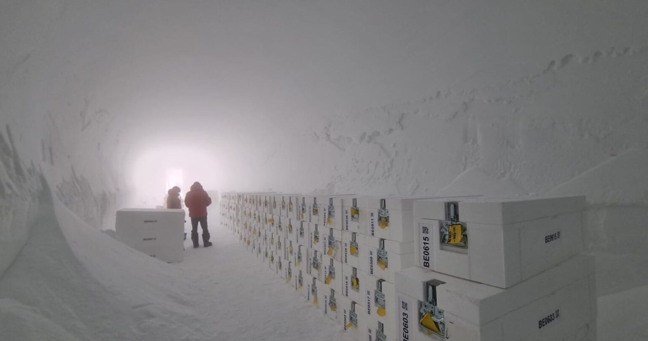 Ten lód przetrwał ponad milion lat. Teraz go roztopią