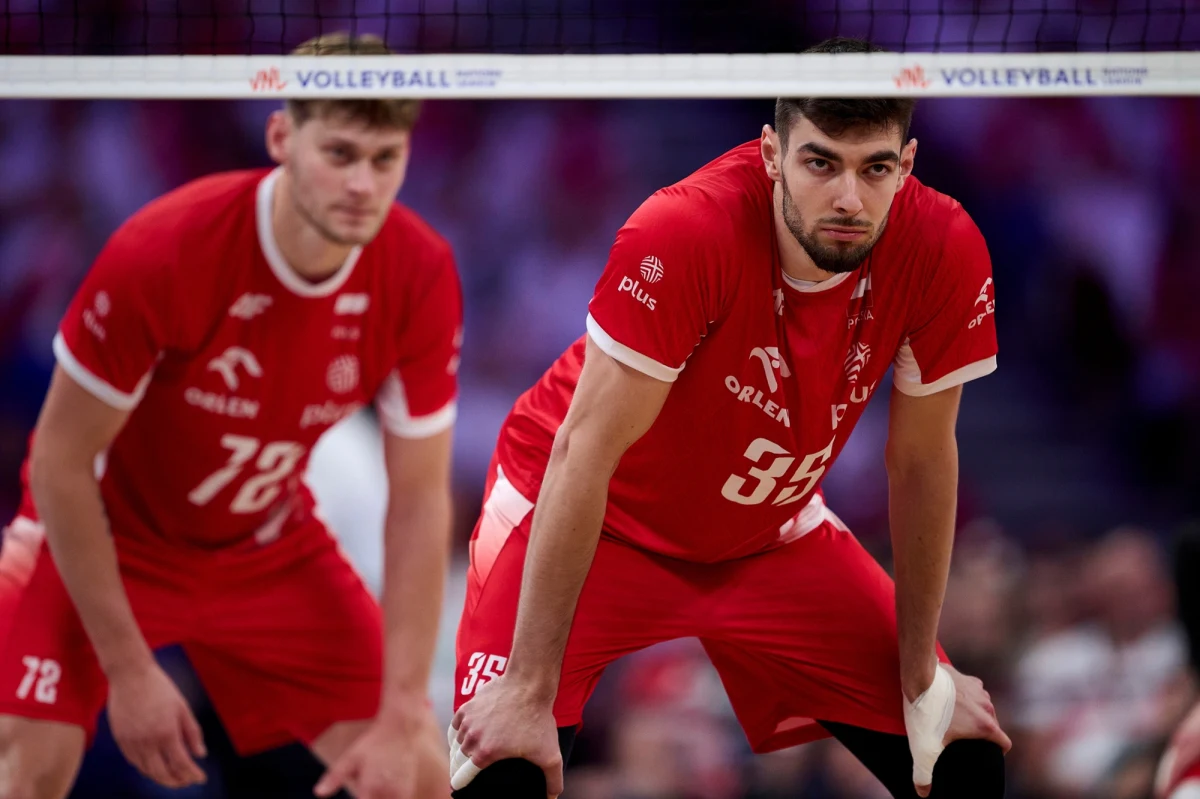 Polscy siatkarze znów zawiedli w Lidze Narodów. W trzecim meczu turnieju w Gdańsku przegrali z Bułgarią 2:3 (25:17, 22:25, 23:25, 29:27, 11:15), mimo że byli faworytami i bardzo dobrze rozpoczęli spotkanie. To ich druga porażka w turnieju i czwarta w całych rozgrywkach.