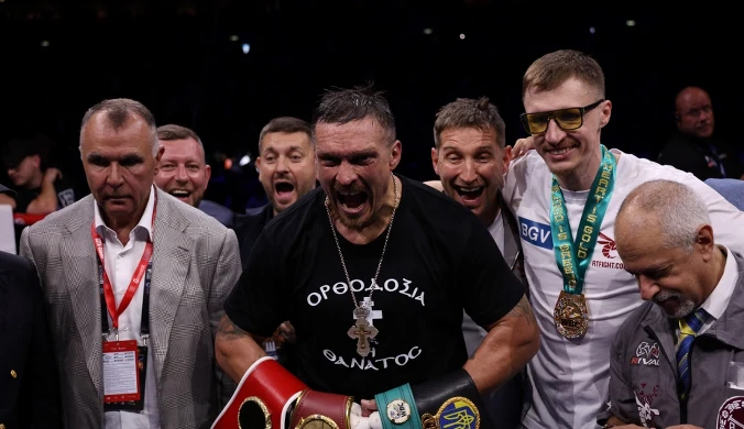 Usyk sprawdzi się w nowej dyscyplinie sportu. "Stanie do walki" z legendami