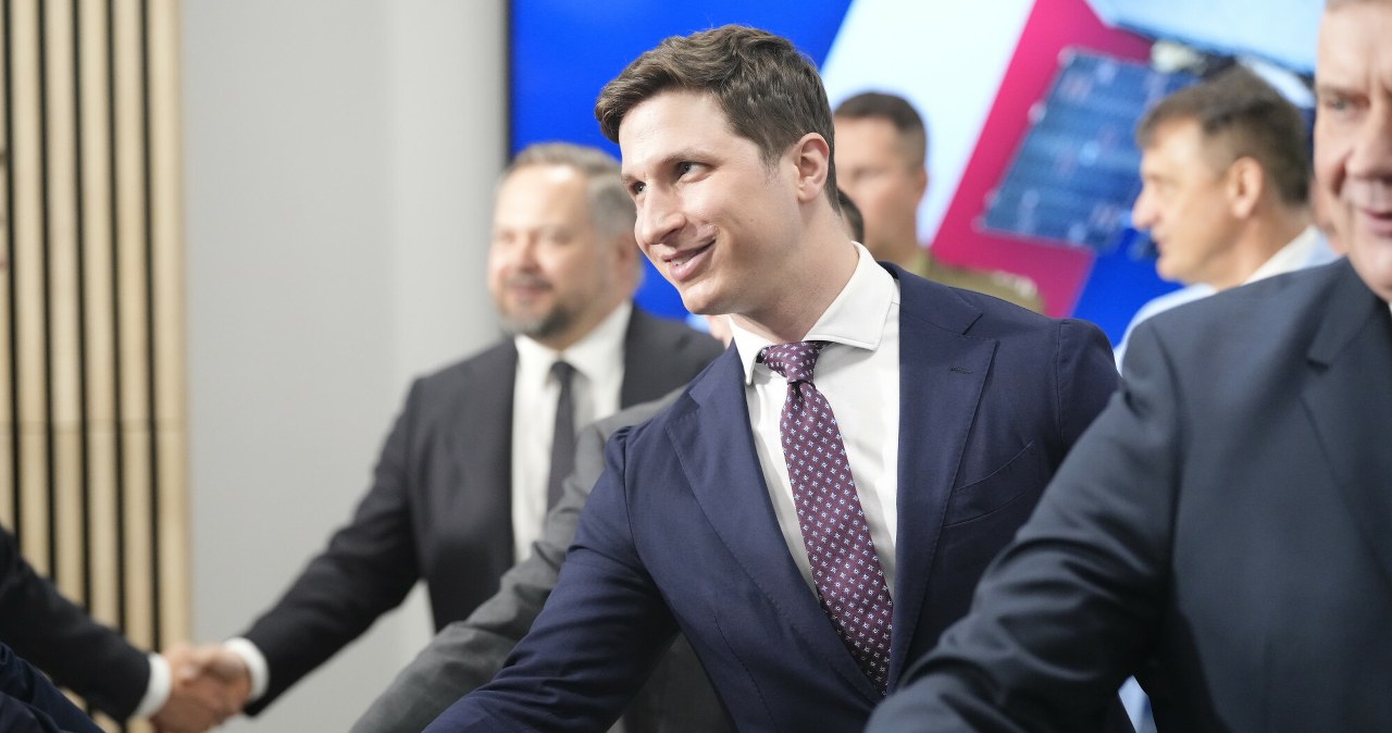 Będzie wielka transakcja? Media: Polska kupi udziały producenta satelitów