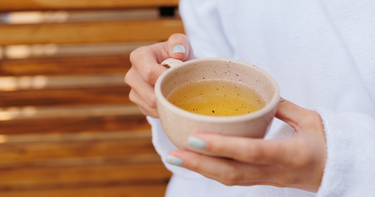 Nowe badanie na temat zielonej herbaty. Pij trzy filiżanki dziennie