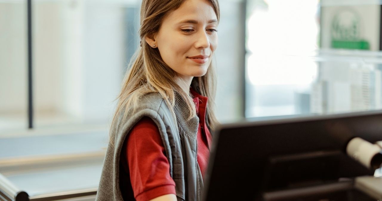 Kasjer ma prawo odmówić. Klienci robią to nagminnie