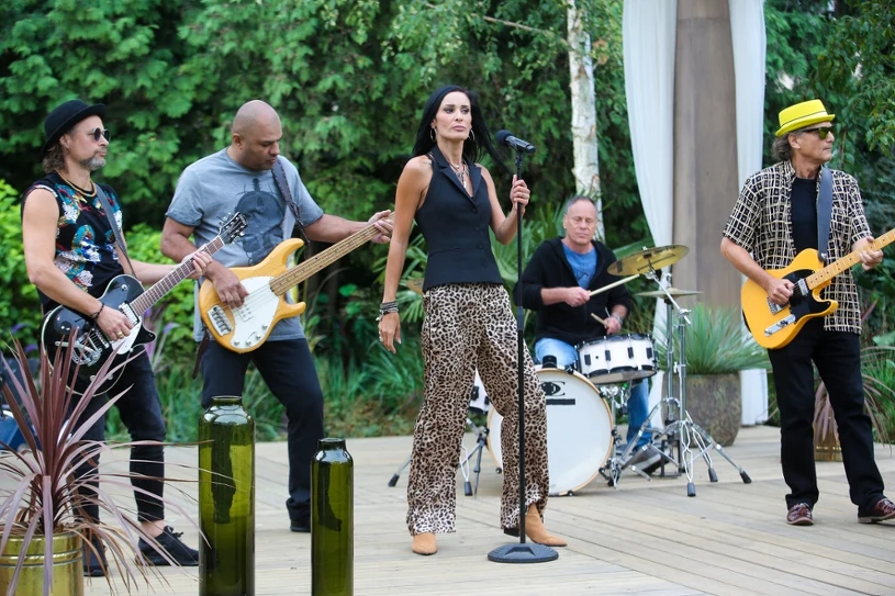 Smrt glasbenikov pretresla poljsko sceno: Žalovanje za Olesińskim in Kołaczkowsko