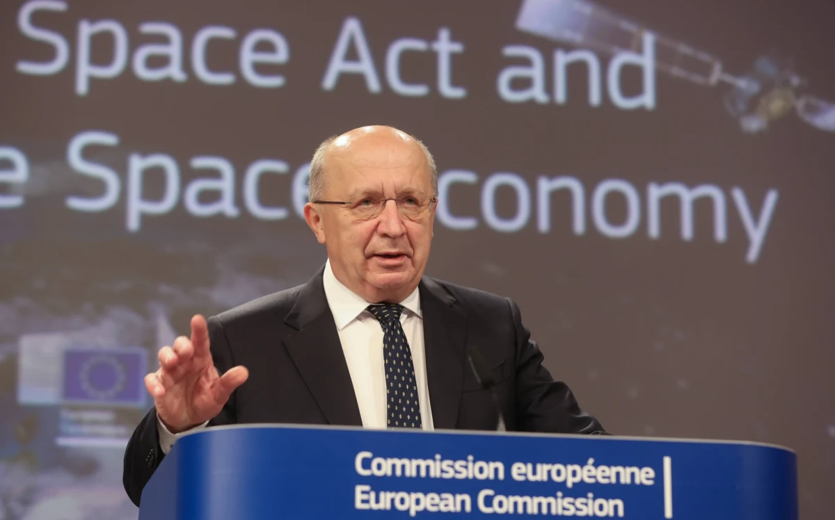 Unijny komisarz do spraw obrony Andrius Kubilius odniósł się do kwestii europejskiego przemysłu zbrojeniowego w programie inwestycji obronnych ReArm Europe. "Z europejskiego punktu widzenia największy problem z kupowaniem amerykańskiej broni polega na wiarygodności USA i restrykcjach w jej użyciu, bo nie możemy walczyć z armią Putina ze skrępowanymi rękami" - powiedział w Waszyngtonie.