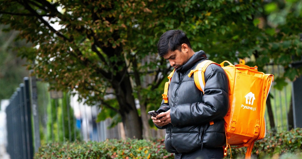 Mniej zezwoleń na pracę dla cudzoziemców. Spadek o 22 procent w rok