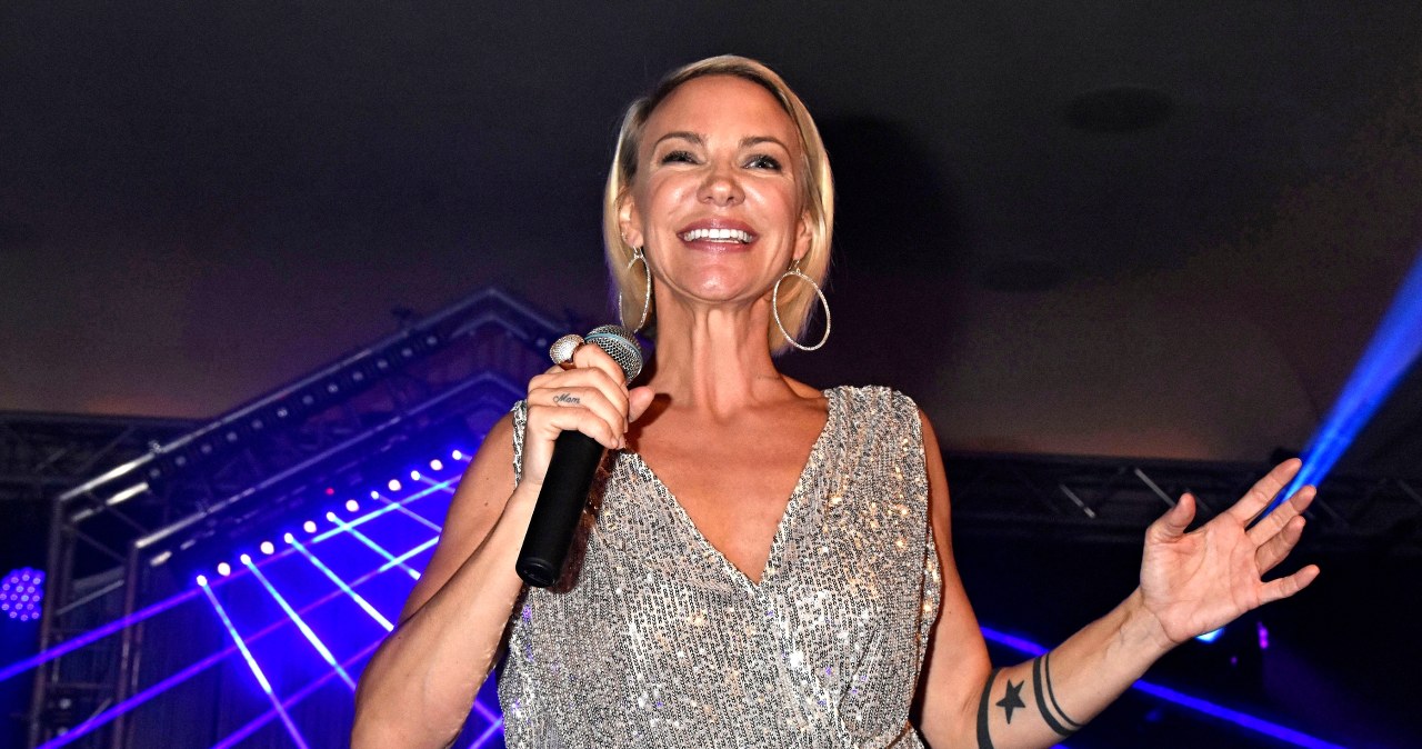 Polacy szli na dancingi dla jej hitów. Gwiazda mocno przeżyła śmierć matki