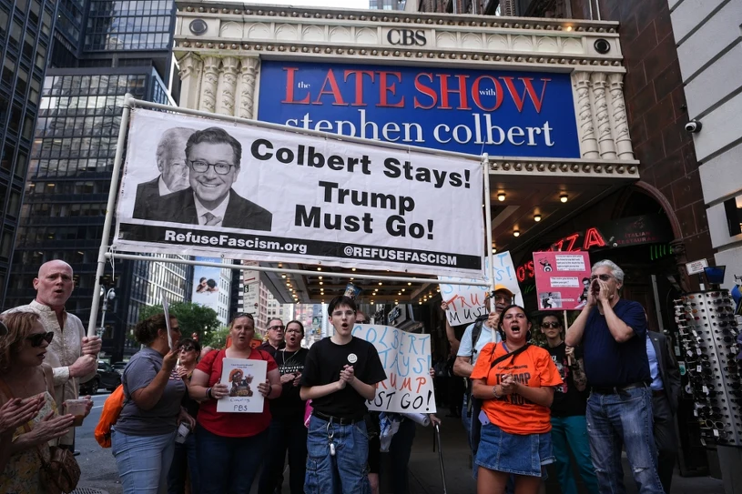 "Zaczyna się prawdziwa walka". Colbert uderza w Trumpa. Padły mocne słowa