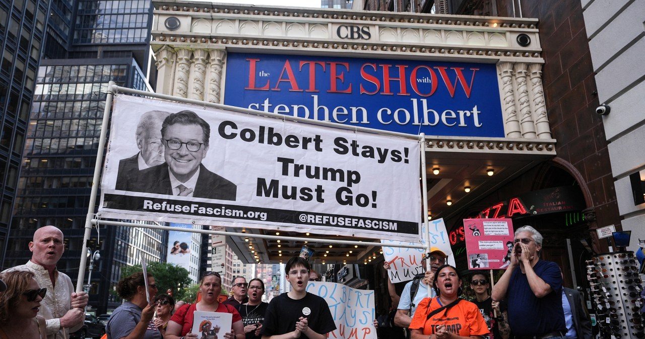 "Zaczyna się prawdziwa walka". Colbert uderza w Trumpa. Padły mocne słowa