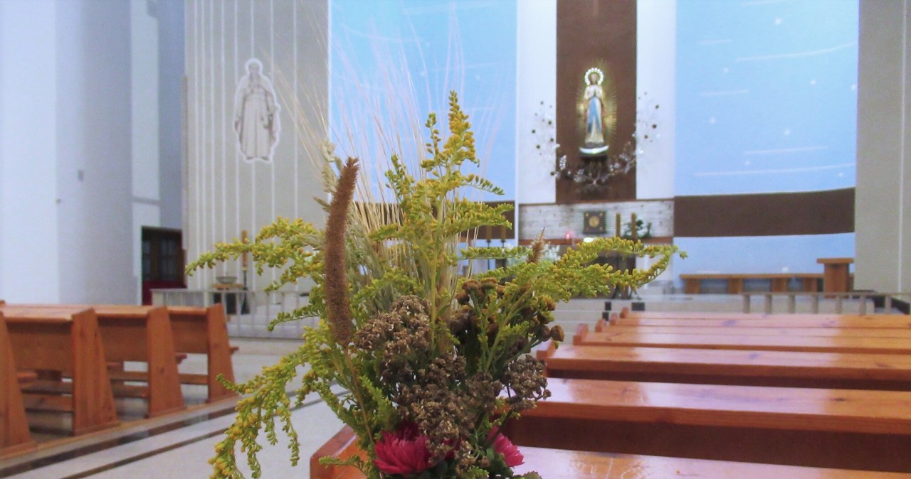 wiadomości,aktualności,Interia Jedno z najważniejszych świąt. Czy trzeba być tego dnia w Kościele?
