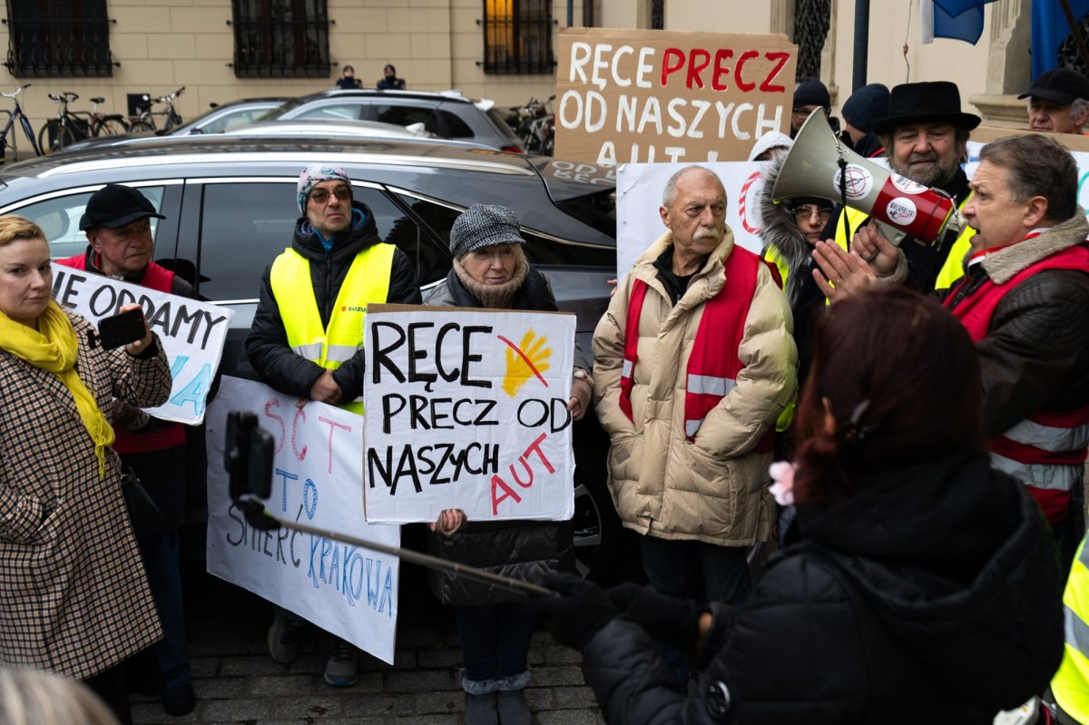 Władze Krakowa: Strefa Czystego Transportu wejdzie w życie