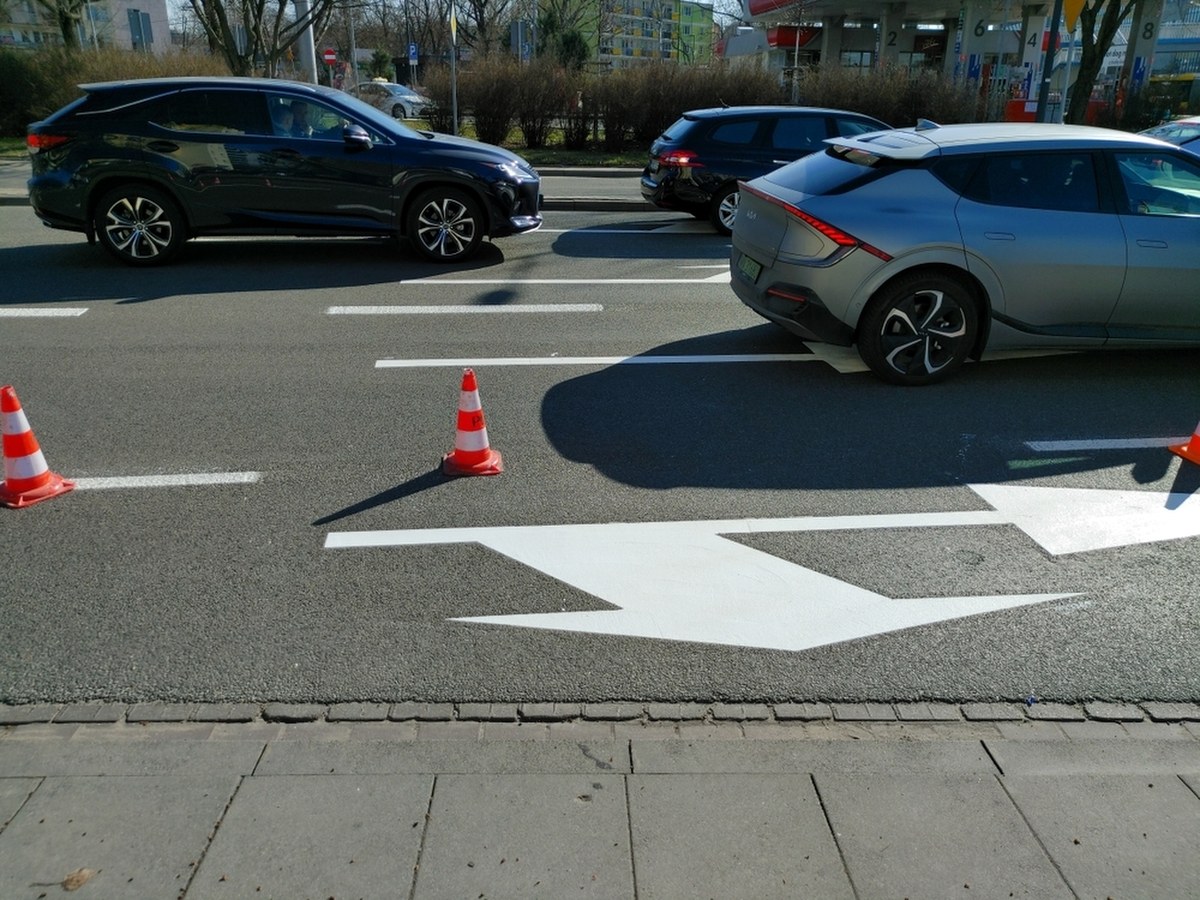 Prace drogowe w centrum Warszawy. Rusza remont torowiska na ul. Marszałkowskiej