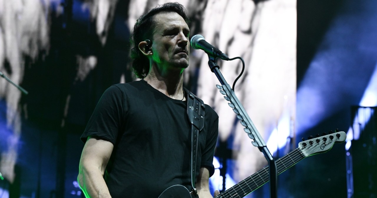 Na wieść o śmierci Ozzy'ego Osbourne'a przerwali występ. "Szaleństwo"