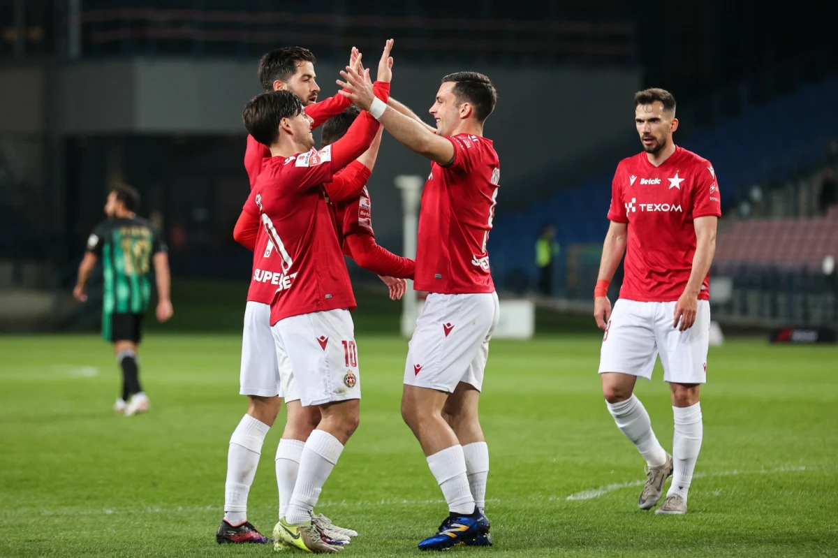 Pierwszoligowe derby Krakowa Wieczysta kontra Wisła przełożone. Zaplanowany na 15 sierpnia mecz 5. kolejki 1. ligi został przeniesiony na 6 września. Spotkanie ma się odbyć na Stadionie Miejskim im. Reymana w Krakowie, a nie w Sosnowcu, gdzie Wieczysta gości swoich rywali.