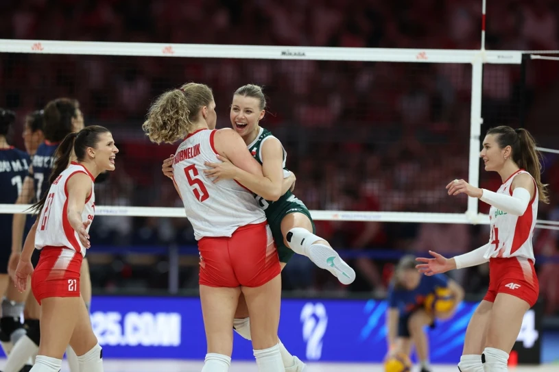Szalony mecz polskich siatkarek. Cios w końcówce, zagrają o medal