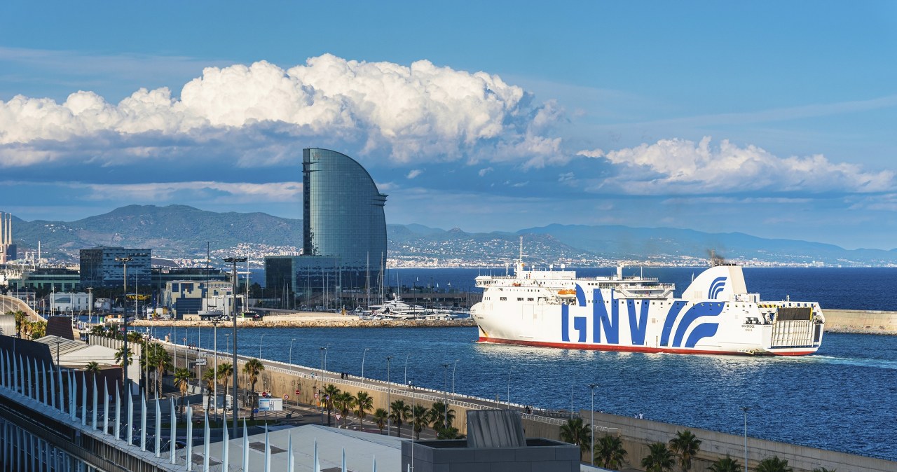 Masowy napływ turystów. Popularne miasto sięga po nowe rozwiązanie