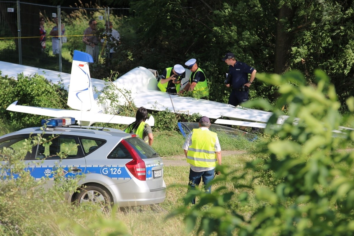 Szybowiec rozbił się koło Stalowej Woli