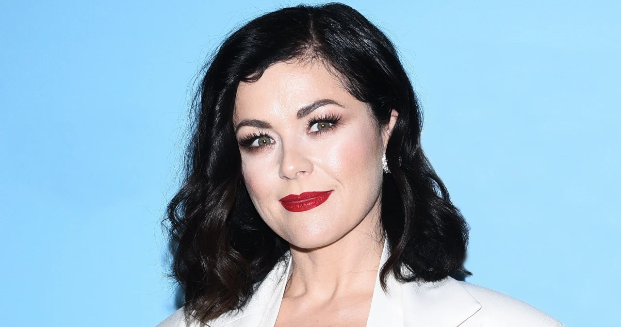 Makijażystka przygotowuje Cichopek na ślub. Odsłania kulisy współpracy