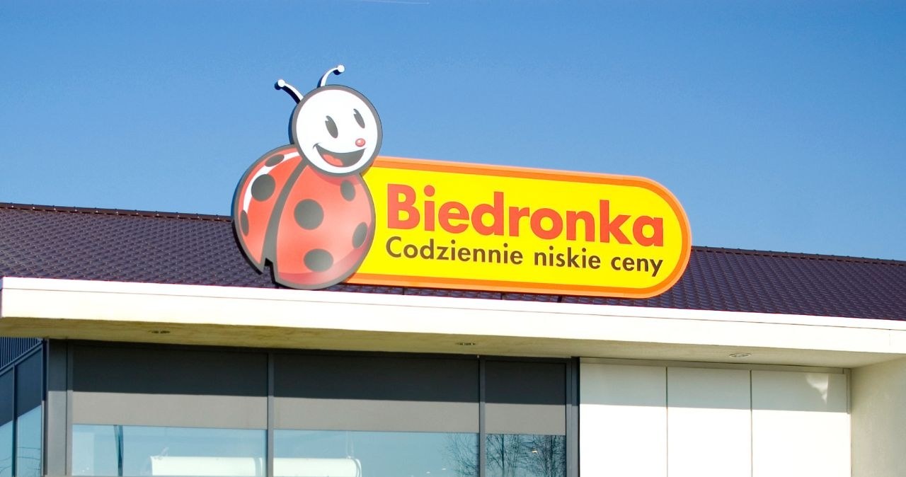 W Polsce powstają Biedronki-widmo. Kto korzysta z tajnych sklepów?