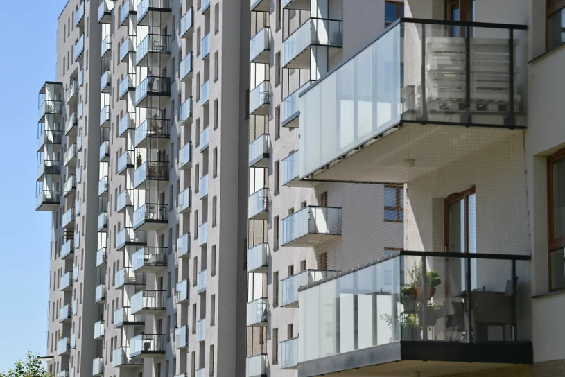Niemcy kupują mieszkania w Polsce. "Polaków nie stać już na zakup"