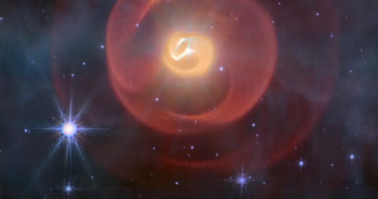 Potrójna zagłada. Teleskop Webba odkrywa spiralę zniszczenia