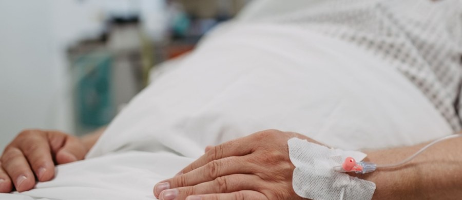 ​"U pacjenta w Lublinie podejrzewamy wibriozę" - powiedział rzecznik prasowy Głównego Inspektora Sanitarnego (GIS) Marek Waszczewski. Wyniki badań mają być znane w poniedziałek. Stan 65-letniego pacjenta z powiatu łęczyńskiego jest stabilny, dwie osoby są na kwarantannie.