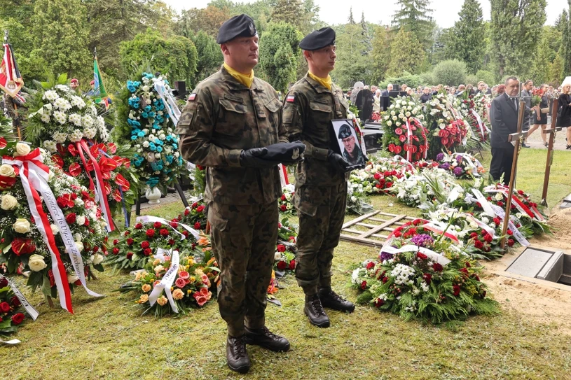 Poslovil se je general zmagovalcev, pokopan na Njegovem mestu