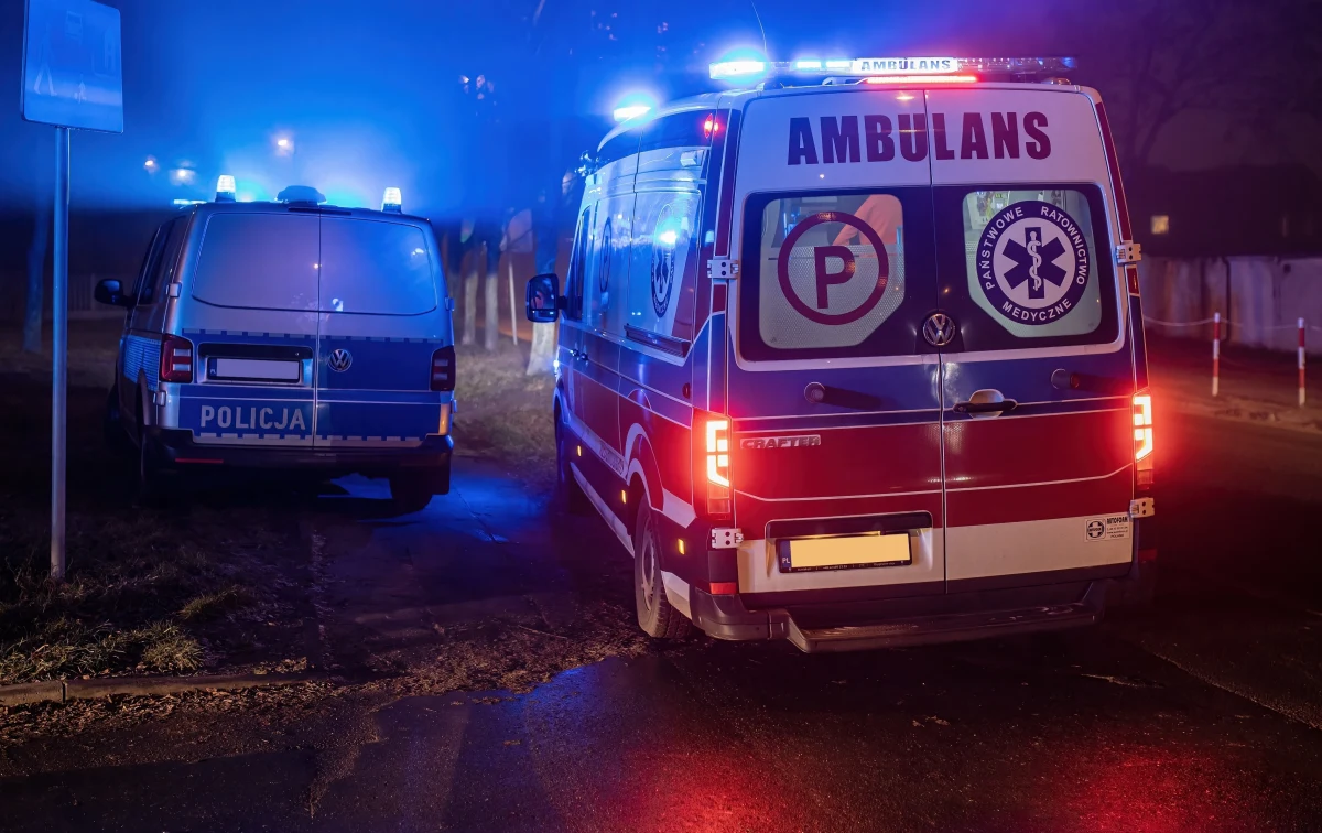 Nowe fakty w szokującej sprawie. 60-letni proboszcz z parafii w Przypkach (gmina Tarczyn) usłyszał zarzut zabójstwa 68-letniego znajomego. Jego podpalone ciało znaleziono na drodze w Lasopolu w powiecie grójeckim (Mazowieckie).