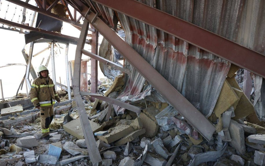 /Gubernator obwodu dniepropietrowskiego Serhij Łysak /