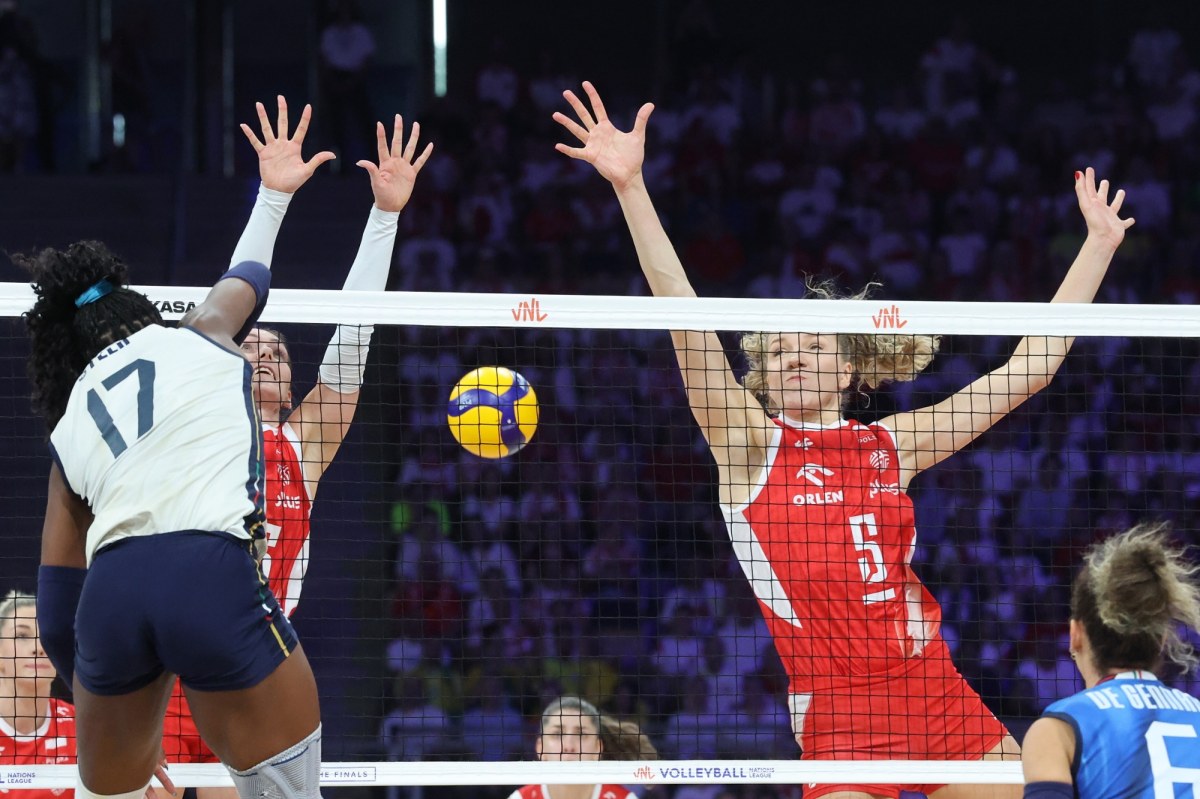 Polki dostały surową lekcję w półfinale Ligi Narodów