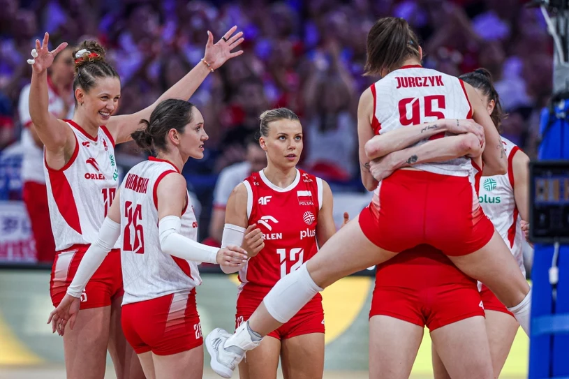 Polskie siatkarki znów to zrobiły! Siatkarski nokaut i medal dla Polski
