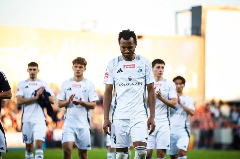 Poljski nogomet v znamenju težav in prestopov